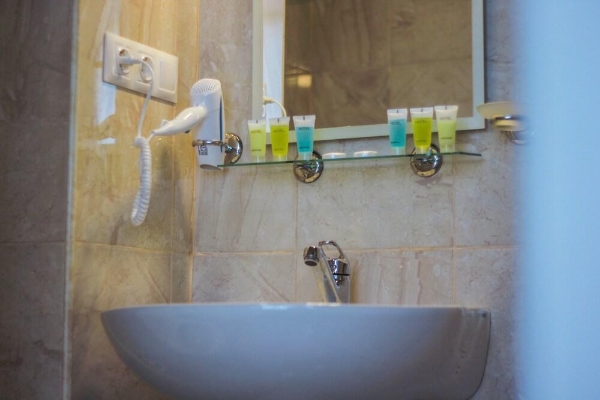 Hotel Green Glass (Batumi)